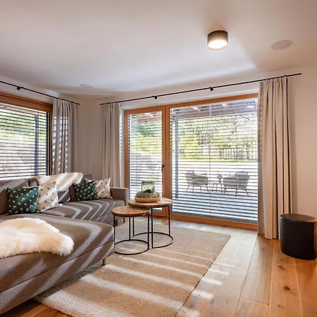 Sonnen-chalet Mit Grosszuegiger Terrasse * קירשברג אין טירול