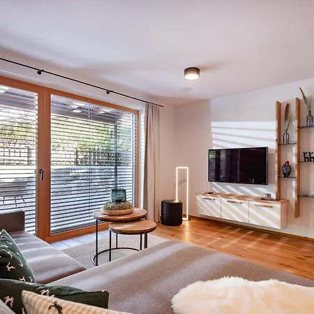 Sonnen-chalet Mit Grosszuegiger Terrasse Apartment *