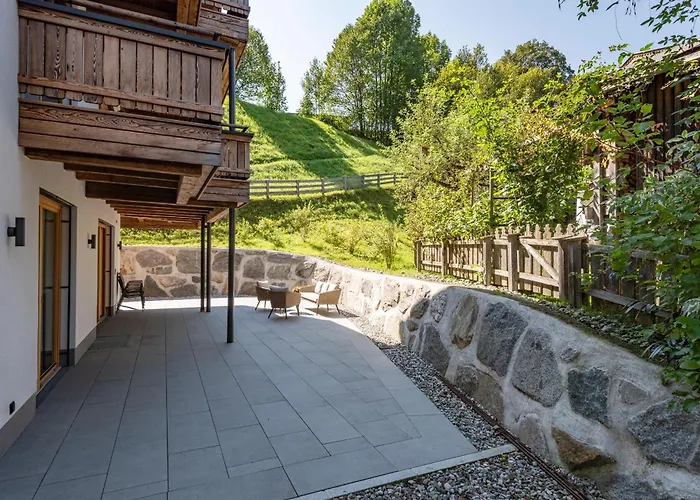 Sonnen-chalet Mit Grosszuegiger Terrasse Kirchberg in Tirol