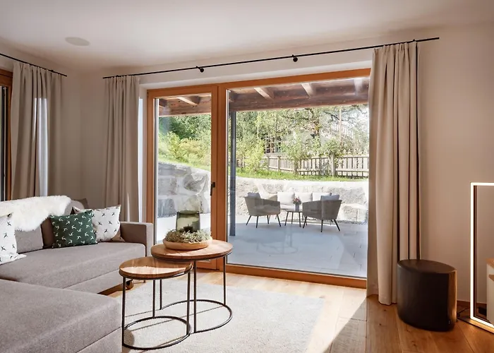 Sonnen-chalet Mit Grosszuegiger Terrasse Kirchberg in Tirol